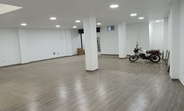 VENDO LOCAL COMERCIAL EN EL CENTRO DE COPACABANA ANTIOQUIA.