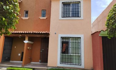 CASA EN VENTA SAUCES TEZOYUCA ESQUINA Y TERRENO PROPIO