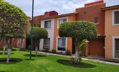 CASA EN VENTA SAUCES TEZOYUCA ESQUINA Y TERRENO PROPIO