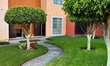 CASA EN VENTA SAUCES TEZOYUCA ESQUINA Y TERRENO PROPIO