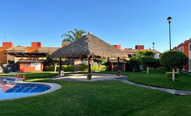 CASA EN VENTA SAUCES TEZOYUCA ESQUINA Y TERRENO PROPIO