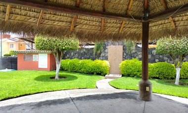CASA EN VENTA SAUCES TEZOYUCA ESQUINA Y TERRENO PROPIO