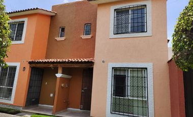 CASA EN VENTA SAUCES TEZOYUCA ESQUINA Y TERRENO PROPIO
