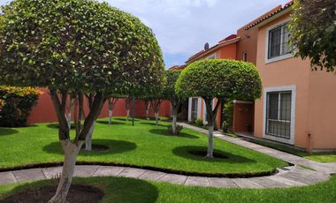 CASA EN VENTA SAUCES TEZOYUCA ESQUINA Y TERRENO PROPIO