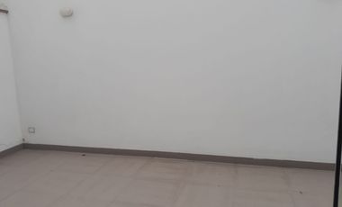 Flat 265m2 1er piso elevado