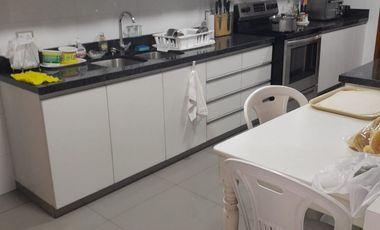 Flat 265m2 1er piso elevado
