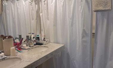 Flat 265m2 1er piso elevado