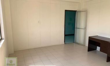 OFFICE SPACE FOR LEASE IN LAS PIÑAS