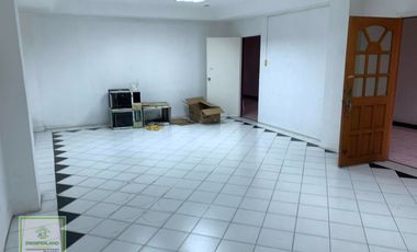 OFFICE SPACE FOR LEASE IN LAS PIÑAS