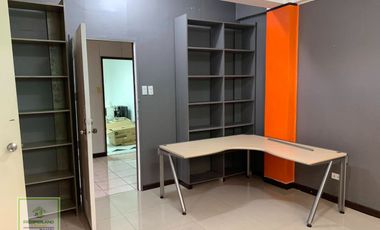 OFFICE SPACE FOR LEASE IN LAS PIÑAS