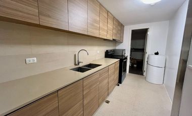 One Shangri-La Place 2BR w/ 1 Parking | Ortigas Center