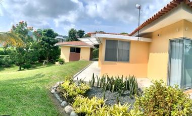 EN VENTA CASA DE UN SOLO NIVEL EN SANTAGUEDA