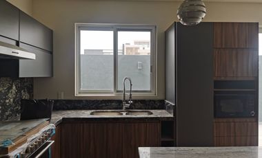 Casa Nueva en Venta en Solares Zapopan Jal.