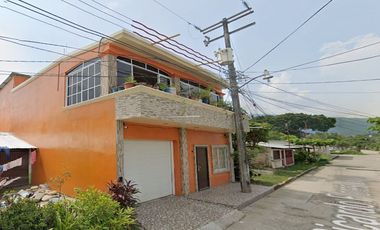 CASA EN REMATE HIPOTECARIO, COL. RICARDO FLORES MAGÓN 30640 HUIXTLA, CHIAPAS.