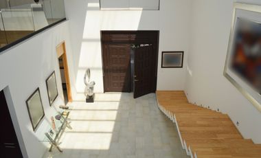 Casa moderna en exclusivo fraccionamiento
