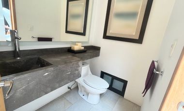 Casa moderna en exclusivo fraccionamiento