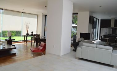 Casa moderna en exclusivo fraccionamiento