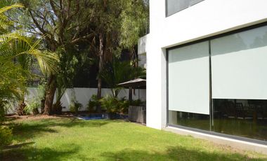 Casa moderna en exclusivo fraccionamiento
