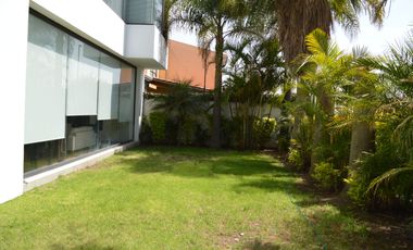 Casa moderna en exclusivo fraccionamiento