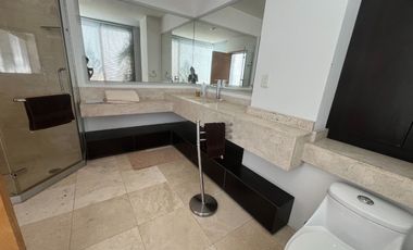 Casa moderna en exclusivo fraccionamiento