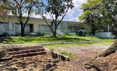 PROPIEDAD EN RENTA PARA OFICINAS, UN NIVEL, COLONIA CENTRICA EN CUERNAVACA, MORELOS.