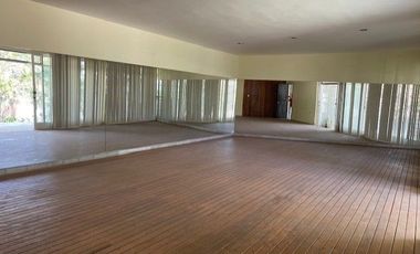 PROPIEDAD EN RENTA PARA OFICINAS, UN NIVEL, COLONIA CENTRICA EN CUERNAVACA, MORELOS.
