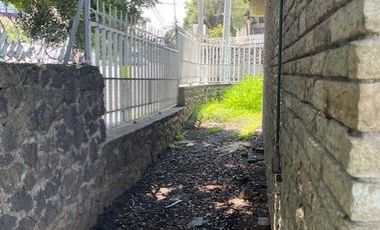 PROPIEDAD EN RENTA PARA OFICINAS, UN NIVEL, COLONIA CENTRICA EN CUERNAVACA, MORELOS.