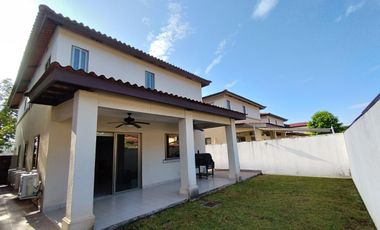 PANAMÁ PACIFICO | SE VENDE | UNIFAMILIAR | 4 REC | CBE | 3 BAÑOS | 2 PARKING | ½ BAÑO DE VISITAS