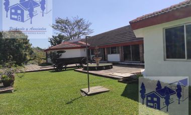 Jiutepec Morelos se vende casa de un Nivel con 4 Recamaras