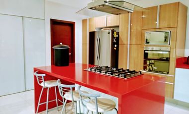 Casa en Olivos Residencial con terminados de lujo