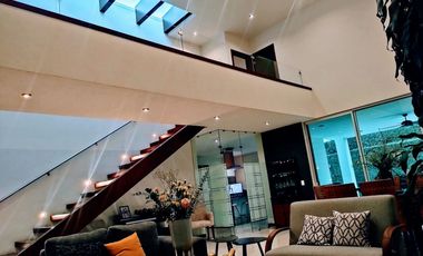 Casa en Olivos Residencial con terminados de lujo