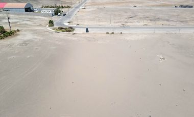 VENTA DE TERRENO EN CENTRO INDUSTRIAL LA CHUTANA (KM 60 PANAMERICANA SUR)