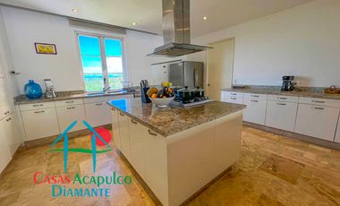 En exclusivo edificio. Depa de playa con terraza y vista frontal al mar
