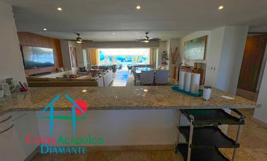 En exclusivo edificio. Depa de playa con terraza y vista frontal al mar