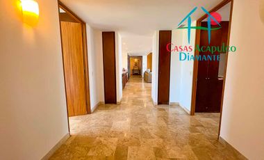 En exclusivo edificio. Depa de playa con terraza y vista frontal al mar