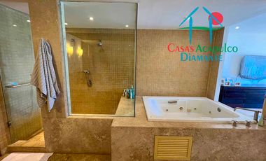 En exclusivo edificio. Depa de playa con terraza y vista frontal al mar