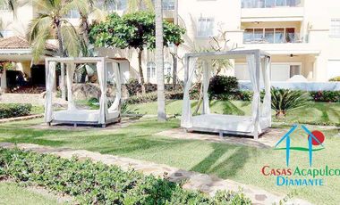 En exclusivo edificio. Depa de playa con terraza y vista frontal al mar