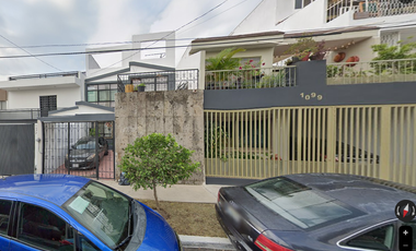 OJO REMATAMOS CASA EN COLONIA LAS AGUILAS C. RIO COLOTLAN  ZAP. JAL.  $1'050,000 POR TIEMPO LIMITADO.