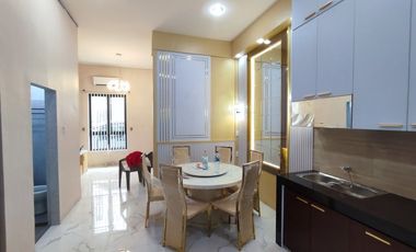 Dijual Rumah Baru 3 Lantai di Berjaya Mansion Jl. Pendidikan, Medan