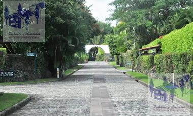 Venta de Casa en El Los Apantles San José Sumiya, Jiutepec Morelos 4 Recamaras