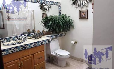 Venta de Casa en El Los Apantles San José Sumiya, Jiutepec Morelos 4 Recamaras
