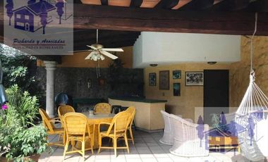 Venta de Casa en El Los Apantles San José Sumiya, Jiutepec Morelos 4 Recamaras
