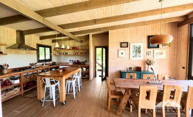 Casa El Rehue sector Colegio Alemán Villarrica