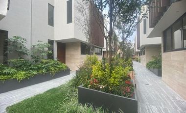 Venta casa en Cuajimalpa a 15 min de Santa Fe con Amenidades  C#25-273