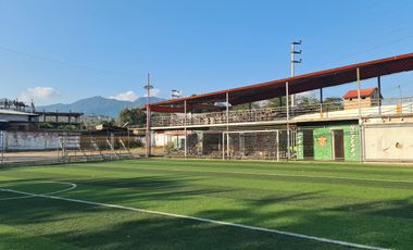 Gran terreno de 2700 m² en venta, ideal para tu próximo proyecto comercial o residencial.