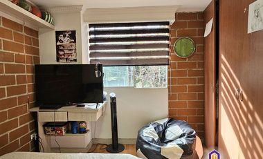 Amplio apartamento de 3 alcobas en venta. Medellín - La Pilarica