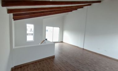 CASA DE ARRIENDO 3 HABITACIONES SECTOR POMASQUI. A POCOS METROS DEL SUPERMAXI