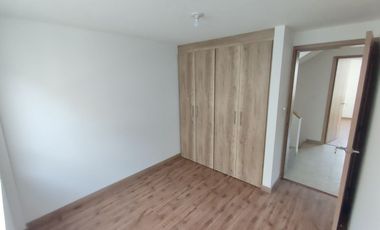 CASA DE ARRIENDO 3 HABITACIONES SECTOR POMASQUI. A POCOS METROS DEL SUPERMAXI