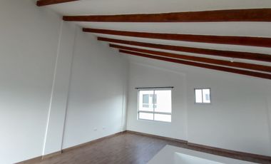 CASA DE ARRIENDO 3 HABITACIONES SECTOR POMASQUI. A POCOS METROS DEL SUPERMAXI