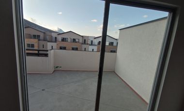 CASA DE ARRIENDO 3 HABITACIONES SECTOR POMASQUI. A POCOS METROS DEL SUPERMAXI